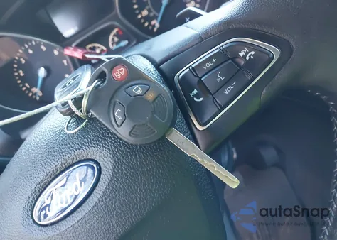 2017 Ford Escape Se из США, поврежденный, VIN 1FMCU0GD5HUA35983